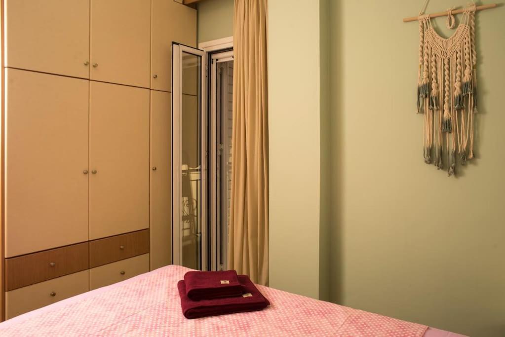 Deluxe Apartment In The Center كالاماتا المظهر الخارجي الصورة